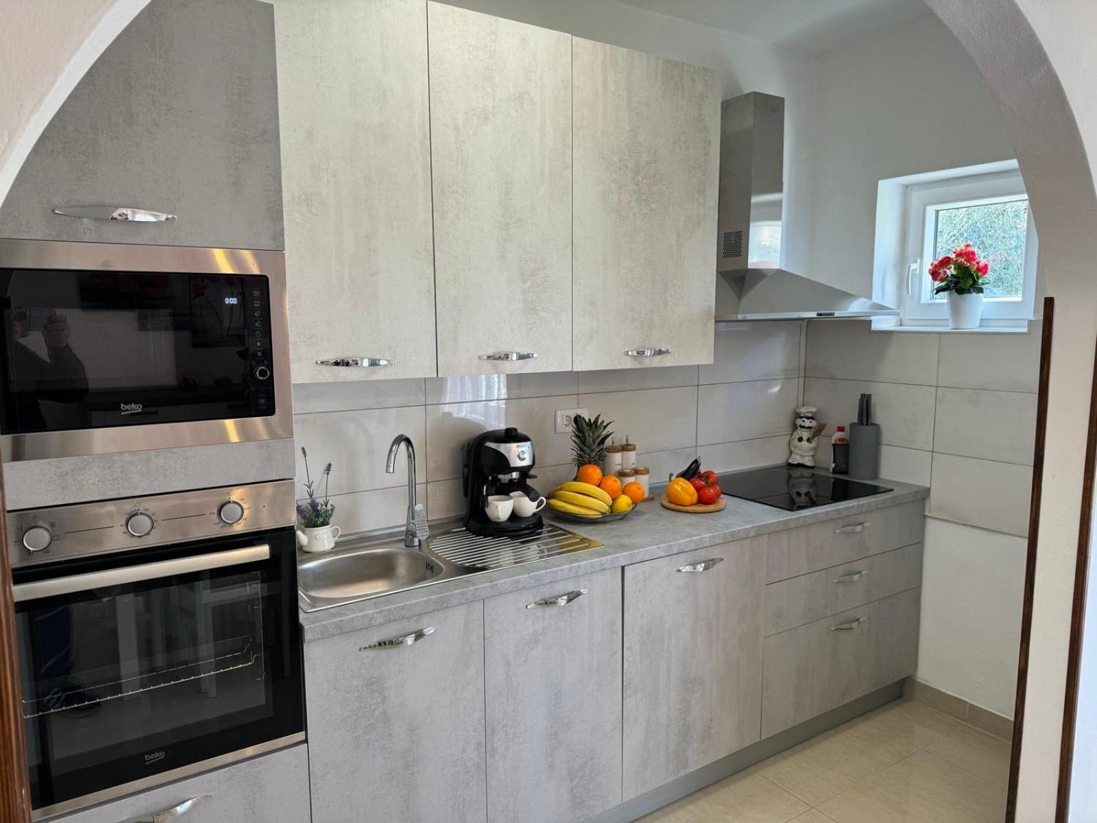 House Nada Apartman Muntic Ngoại thất bức ảnh