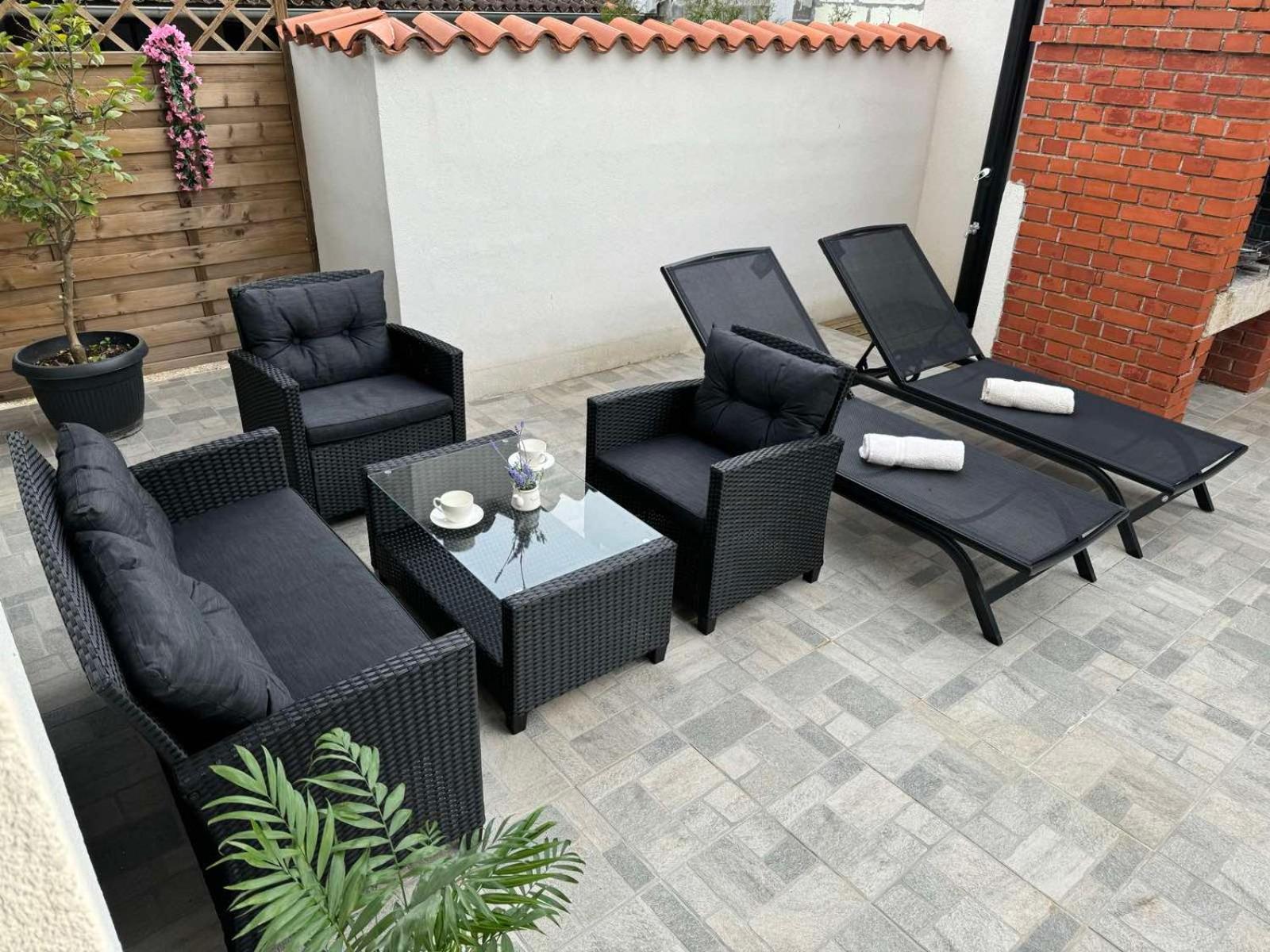 House Nada Apartman Muntic Ngoại thất bức ảnh